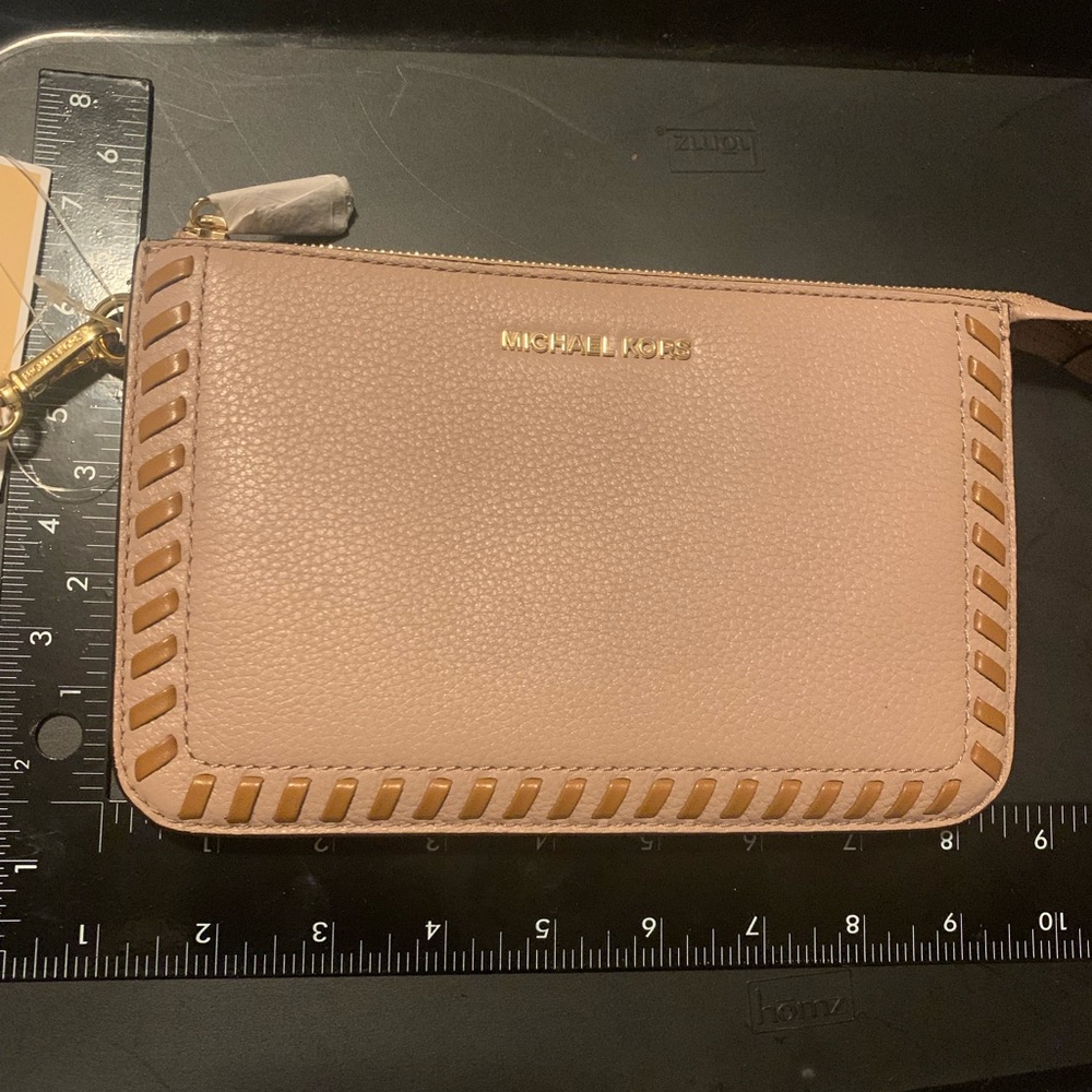 Michael Kors Lauryn Wristlet Fawn Leather Whipstitch Wallet Clutch NWT